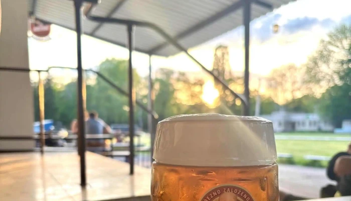 Club Jama Restaurace - Máchova 830