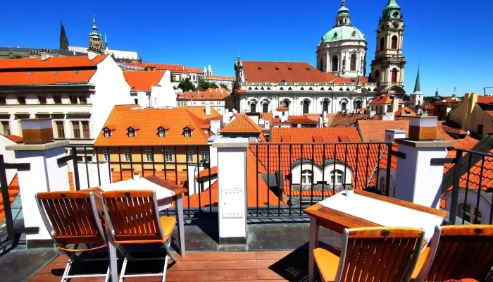 Coda -  Vzhled A Atmosfera - Malá Strana
