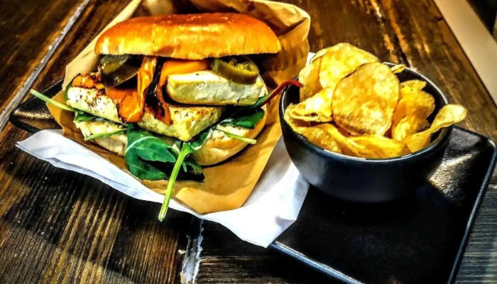 Craft Bar Bodenbach -  Jidlo A Piti - Podmokly