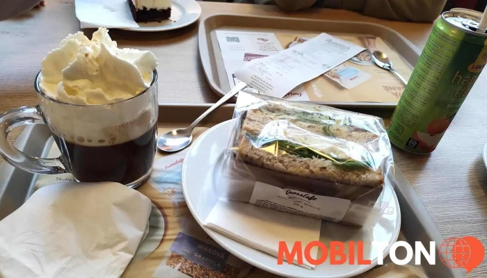 Crosscafe Plzenska Brana Kavovy Kolac - Beroun-město