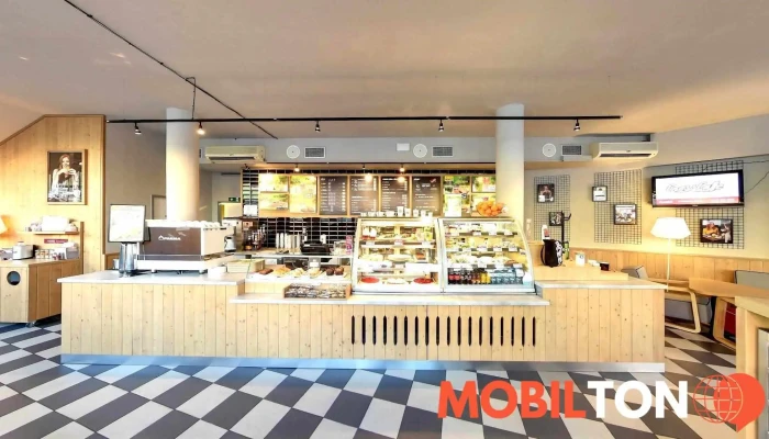 Crosscafe Plzenska Brana Vzhled A Atmosfera - Beroun-město