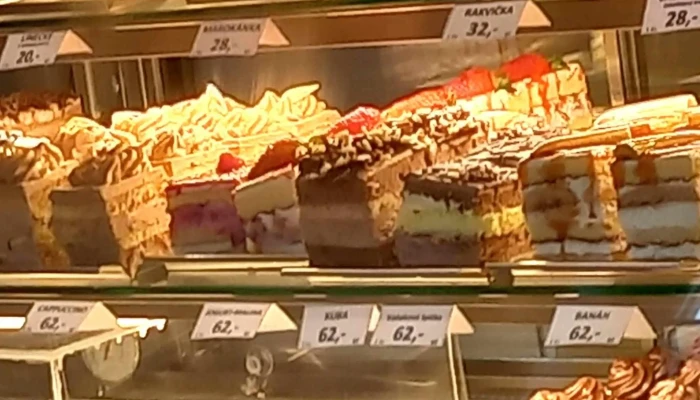 Cukrarna U Svateho Jakuba čislo - Seydlovo Náměstí 25/4 Vchod, Kostelní