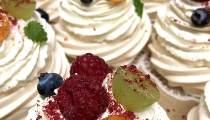Cukrarske Bistro Eva Od Vlastnika - Přístavní 1264/23