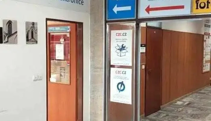 Czc -  Uvnitr - Nám. Republiky 75/2