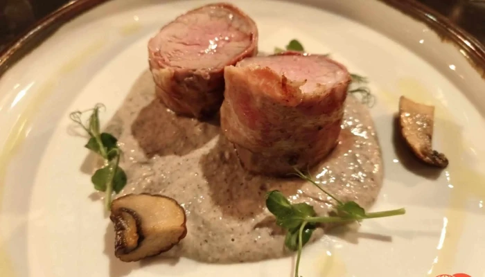 Czech Slovak Restaurant -  Veprova Panenka - Malá Strana