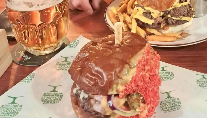 Daniels Pub Burger Instagram - Náměstí Bedřicha Hrozného 183