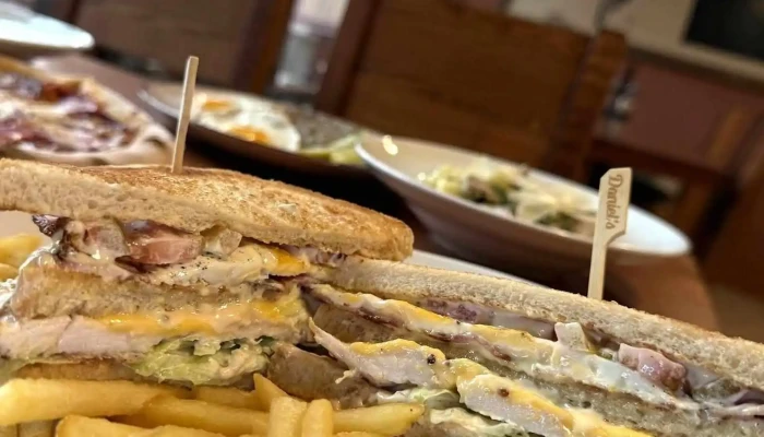 Daniels Pub Burger Nejnovejsi - Náměstí Bedřicha Hrozného 183