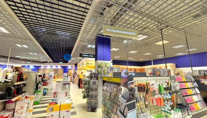 Datart Centro Zlin Od Vlastnika - Oc Centro, Tř. 3. Května 1170