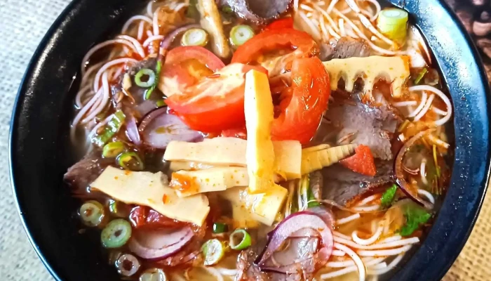 Dimo Restaurant -  Pho - Čsl. Armády 184