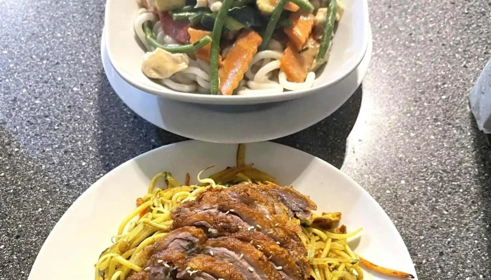 Dimo Restaurant -  Webova Stranka - Čsl. Armády 184