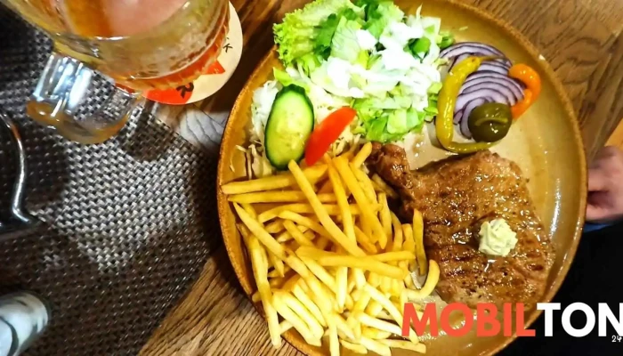 Divadelni Restaurace Benar Hranolky - Rooseveltova 279