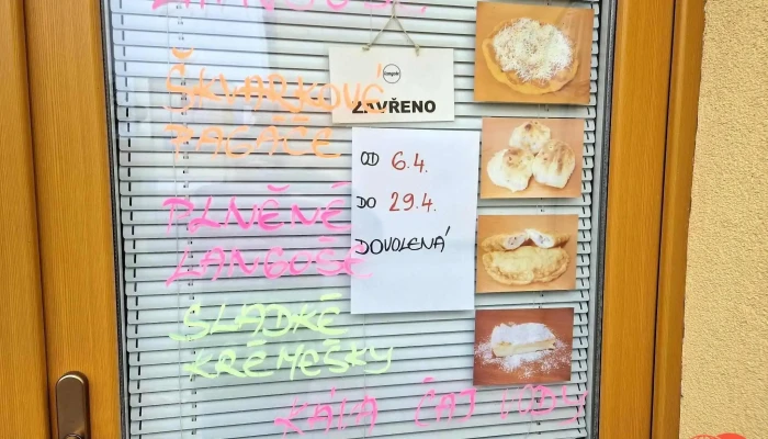 Domaci Langose Nove Straseci Comfort Food - Komenského Nám. 191