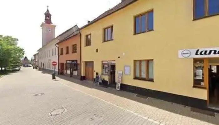 Domaci Langose Nove Straseci Street View A 360deg - Komenského Nám. 191