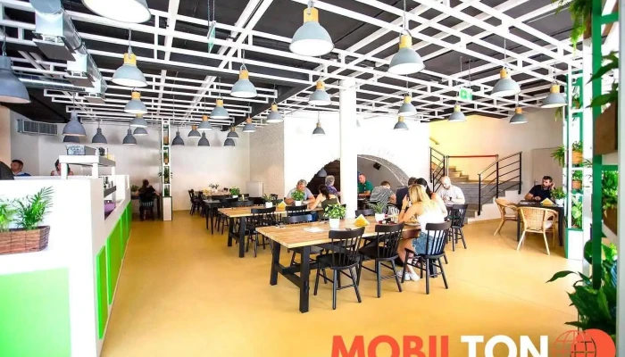 Dvojka -    Restaurace Kavarna Vinarna Cocktail Bar Vse - Pod Hradbami 2077 13