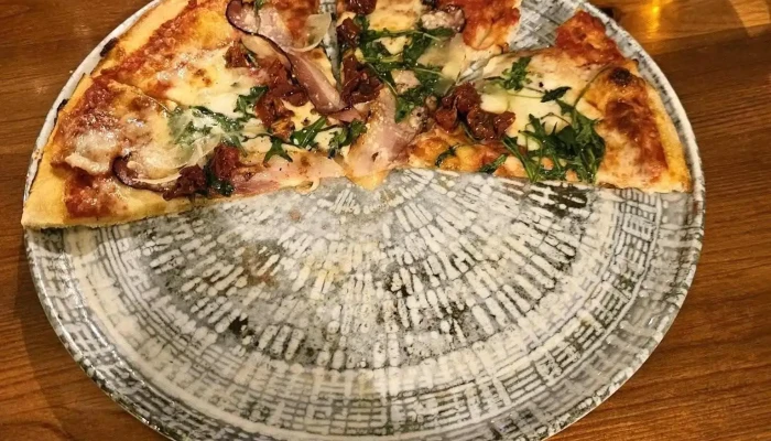 Eden Restaurace Litomerice Pizza - Osvobození 191/17