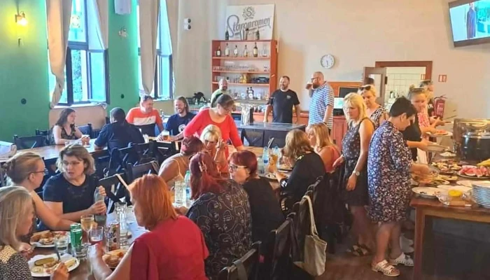 Eden Restaurace Litomerice Recenze - Osvobození 191/17
