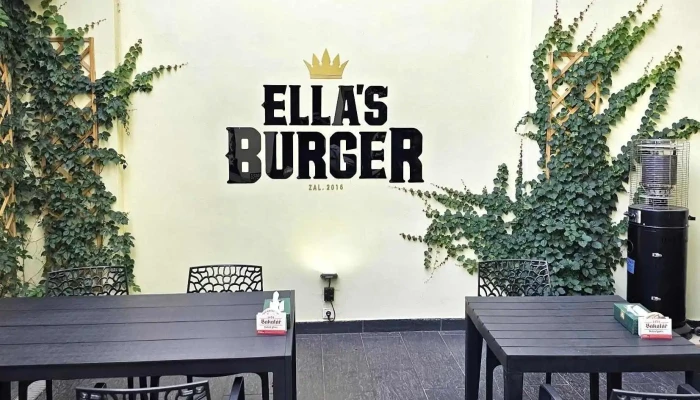 Ellas Burger Vzhled A Atmosfera - Palackého 72