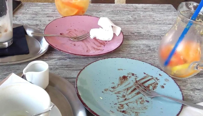 Em Kafe Kavarna čajovna - Dlouhá 202/26