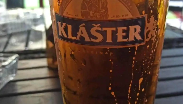 Enzo Cafe Bar Mnichovo Hradiste Jidlo A Piti - V. Nejedlého 596