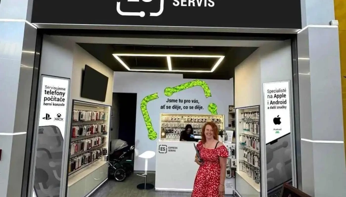 Express Servis Ceske Budejovice Servis Iphone Samsung Xiaomi Honor Exterier - České Vrbné