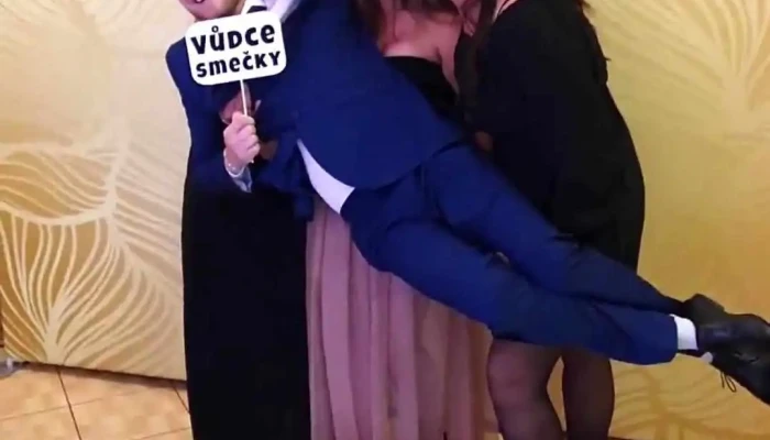 F Club   Restaurace Videa - 3, Školní 545