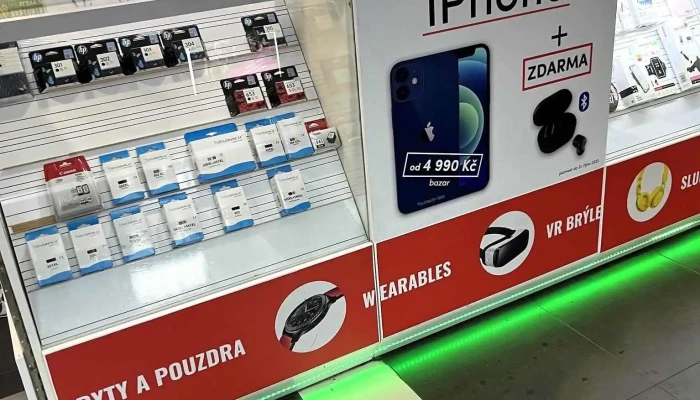 F -  Mobil   Galerie Slovany Mobilni Telefon - Plzeň 2-slovany-východní Předměstí