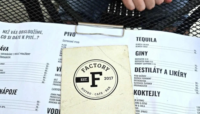 Factory -    Bistro Cafe Bar Ceny - Vnitřní Město