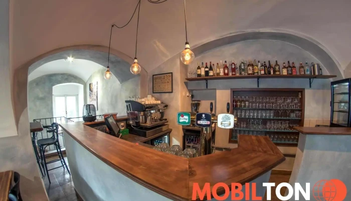 Factory -    Bistro Cafe Bar Vse - Vnitřní Město