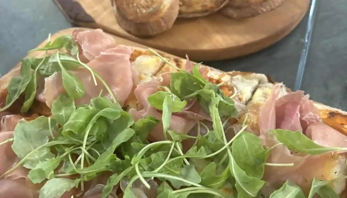 Fresca Restaurant -  Prsut - Nábřeží 268