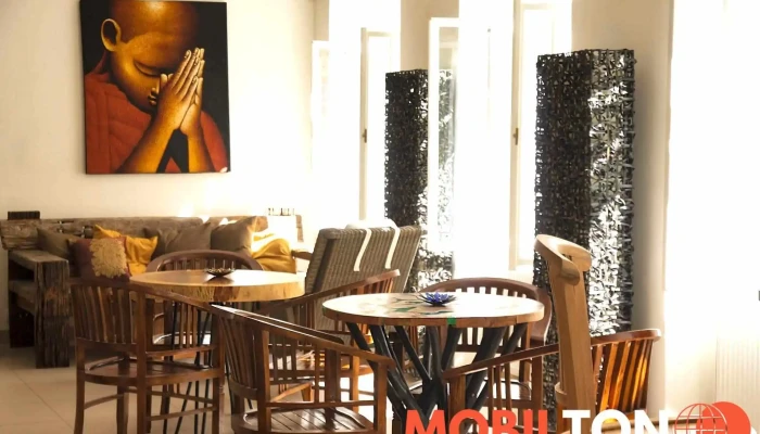 Garuda Restaurant -  Vzhled A Atmosfera - Praha 7-holešovice