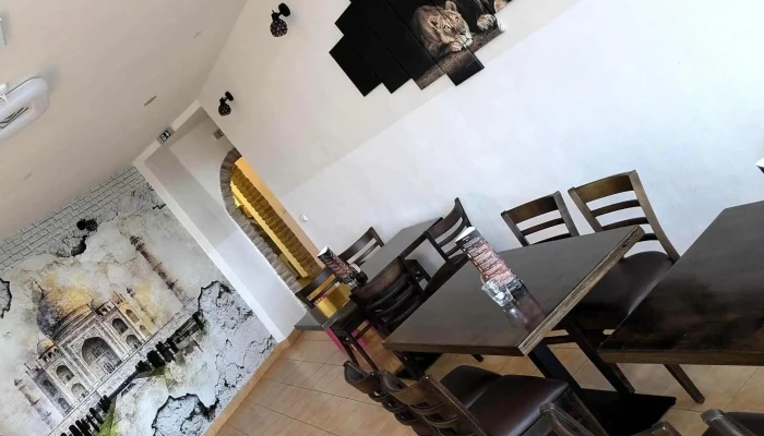 Golden India Restaurant Cocktail Bar Fotky - Kolín I