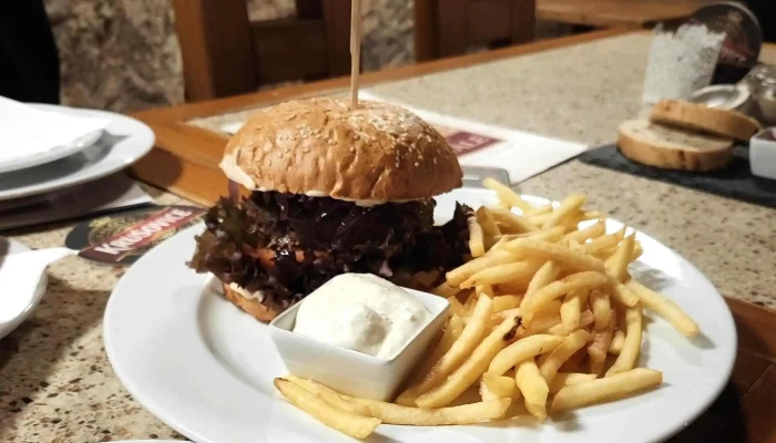 Graal Ve Skale Restaurace - Ptácká 314