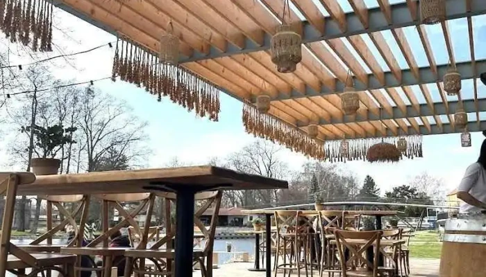 Grill&Bar U Lupiče - Na Skupici 1/1478