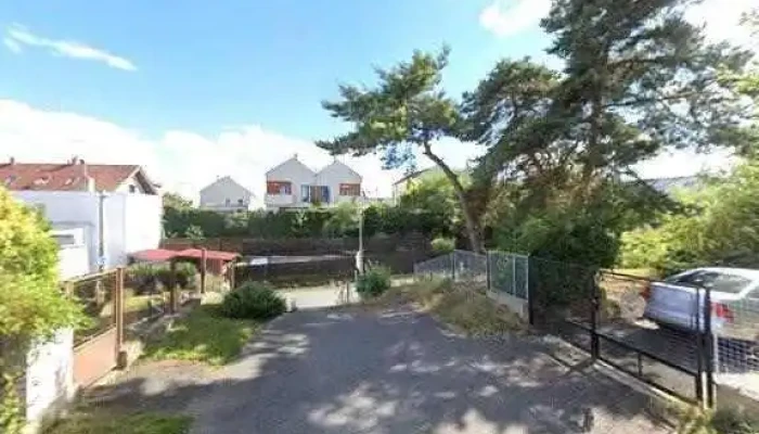 Gsm Centrum -  Street View A 360deg - B. Němcové 121