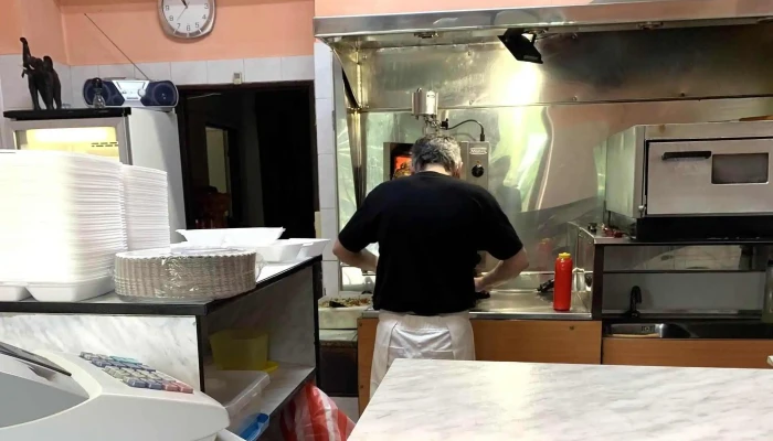 Gyros U Alibaby -  Rychle Občerstveni - J. Palacha 1636