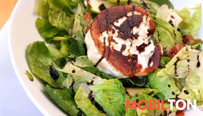 Hajenka Kersko Salat Caesar - Hradištko