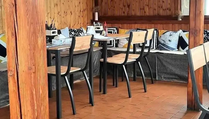 Happy Restaurant Nehvizdy -  Vzhled A Atmosfera - Do Nehvizdek