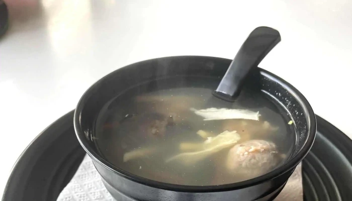 Hoa Bistro -    Vietnamsko Thajske Adresa - Palackého 435/70