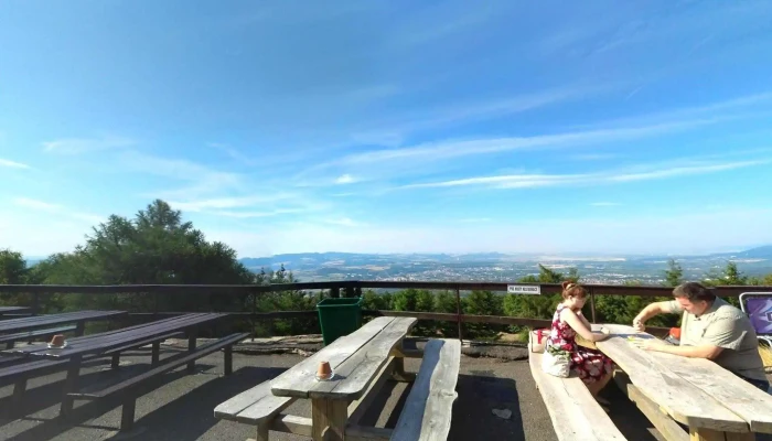 Horsky Hotel Komari Vizka Street View A 360deg - Horní Krupka