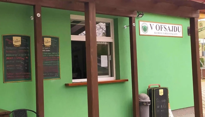 Hospoda A Gril V Ofsajdu -  Fotky - Lety-dobřichovice