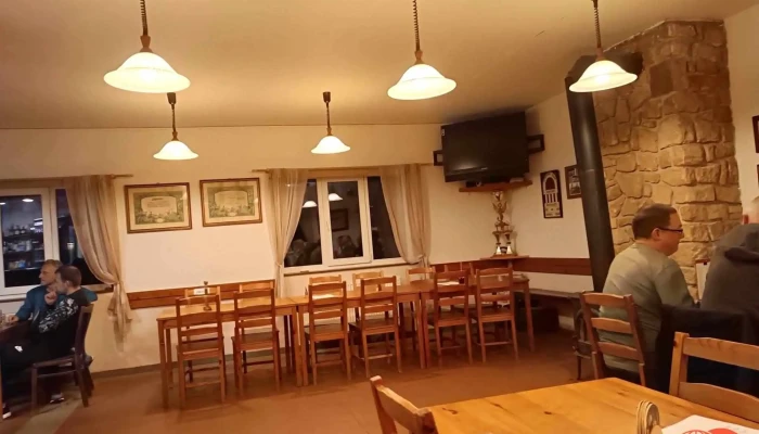Hospoda Na Hristi Vzhled A Atmosfera - Kamenné Žehrovice