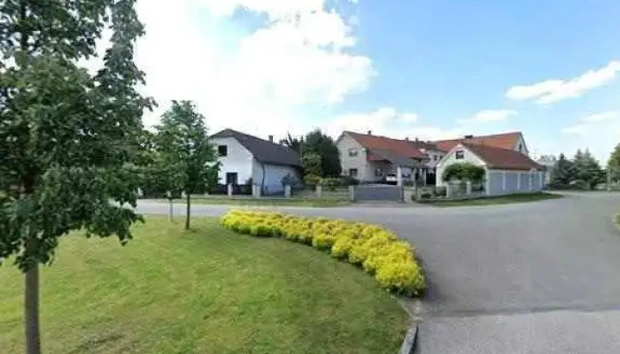 Hospoda Na Rozcesti Street View A 360deg - Klamoš