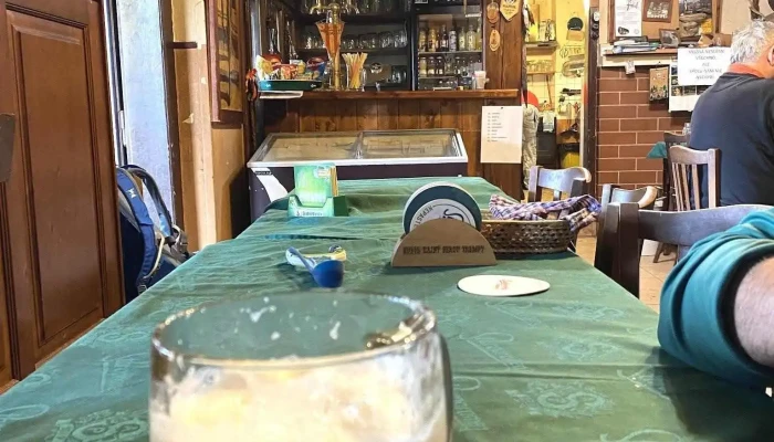 Hospoda U Tateru Jidlo A Piti - Štěchovice-slapy Nad Vltavou
