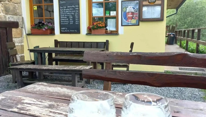 Hospudka Bouda -  Jidlo A Piti - Dobřeň-liběchov
