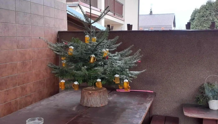 Hospudka Na Brezance   U Kuklu Vse - Dělnická 281