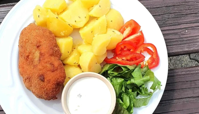 Hospudka Na Krizovatce Restaurace - Chřibská