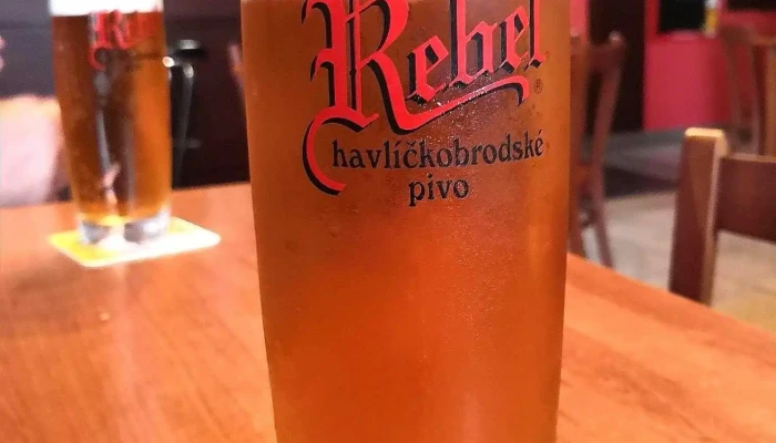 Hospudka U Kostela Jidlo A Piti - Žižkovo Nám. 84