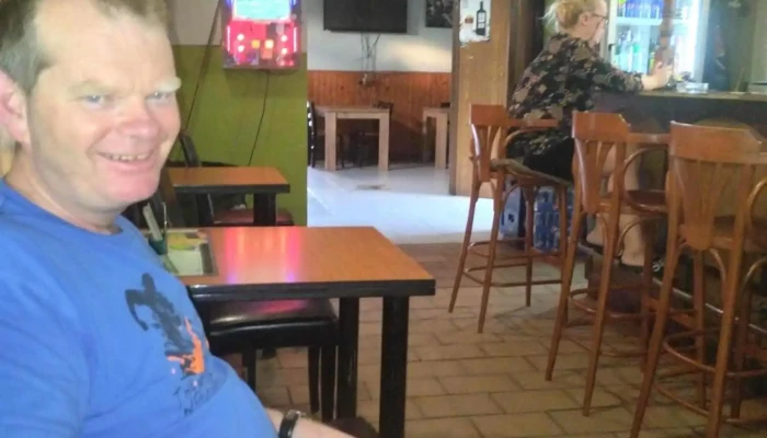 Hospudka U Kostela Vzhled A Atmosfera - Květnová 319