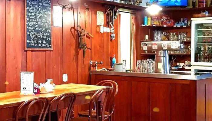 Hospudka U Kosu Vzhled A Atmosfera - Zámecké Nám. 64