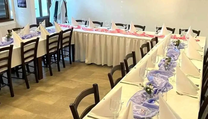 Hospudka U Laky Vzhled A Atmosfera - Březovská 164